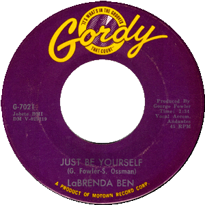 Label scan kindly provided by Lars “LG” Nilsson - www.seabear.se.  All label scans come from visitor contributions - if you'd like to send me a scan I don't have, please e-mail it to me at fosse8@gmail.com!