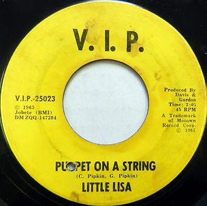 All label scans come from visitor contributions - if you'd like to send me a scan I don't have, or an improvement on what's already up here, please e-mail it to me at fosse8@gmail.com!